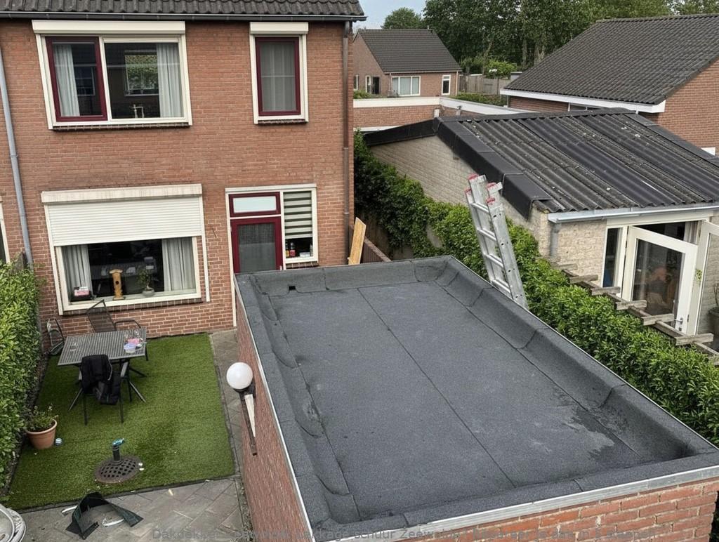 Lekkage Schuur Zeewolde